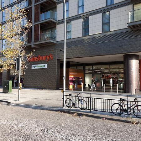 2 Bedroom 2 Bathroom Apartment In Central Milton Keynes With Free Parking And Smart Tv - Contractors, Relocation, Business Travellers Exterior foto