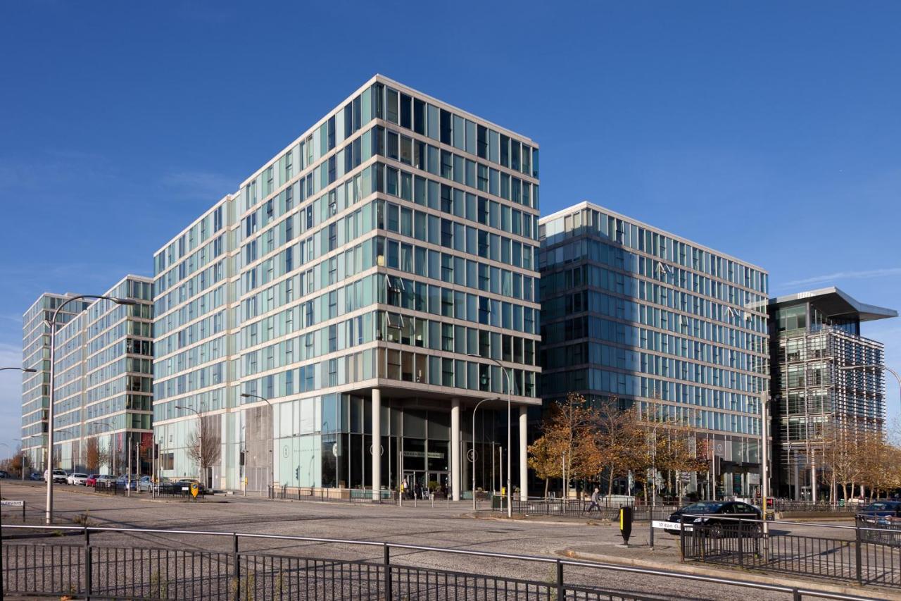 2 Bedroom 2 Bathroom Apartment In Central Milton Keynes With Free Parking And Smart Tv - Contractors, Relocation, Business Travellers Exterior foto
